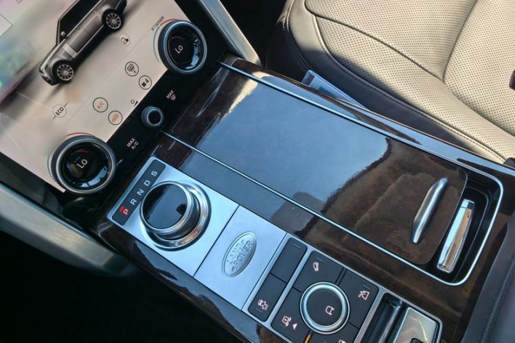 Used Land Rover Range 2021 3.0 L6 Century Extended Classic Edition Exterior 6