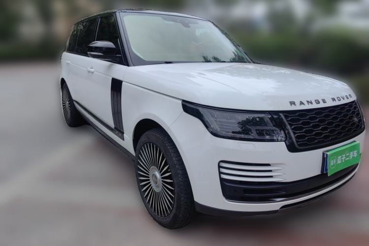 Used Land Rover Range 2021 3.0 L6 Century Extended Classic Edition Front Right 45 Deg