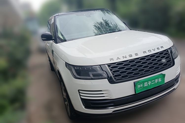 Used Land Rover Range 2021 3.0 L6 Century Extended Classic Edition Front Right 45 Deg
