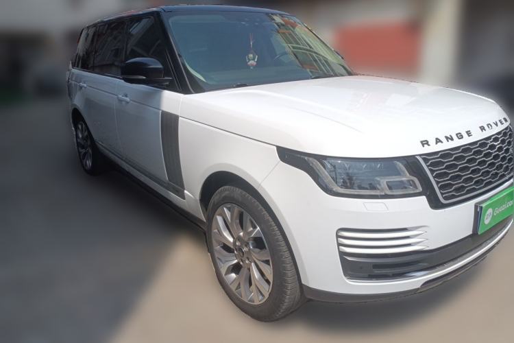 Used Land Rover Range 2021 3.0 L6 Century Extended Classic Edition Front Right 45 Deg