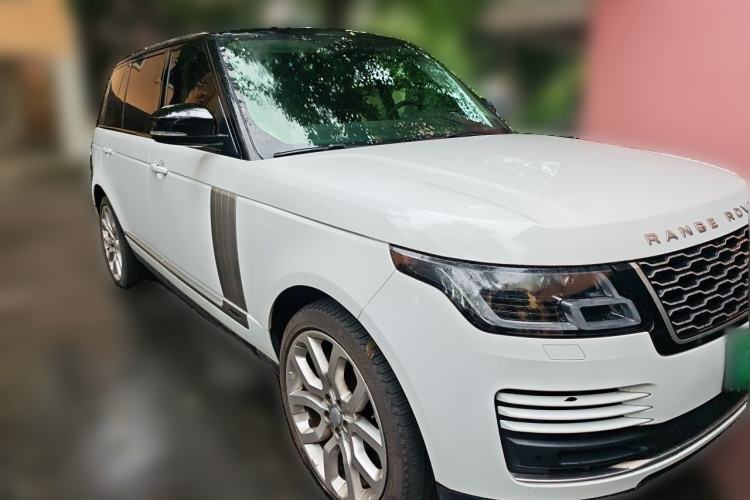 Used Land Rover Range 2021 3.0 L6 Century Extended Classic Edition Front Right 45 Deg