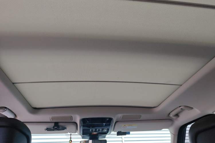 Used Land Rover Range 2021 3.0 L6 Century Extended Classic Edition Headliner