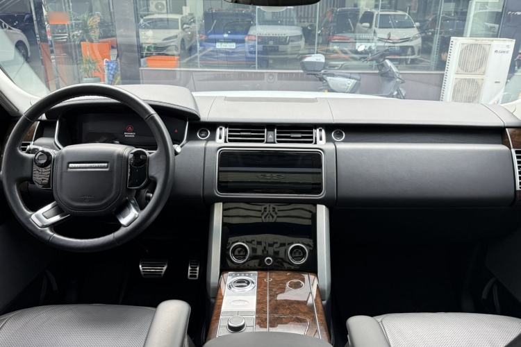 Used Land Rover Range 2021 3.0 L6 Centennial Edition Interior 1