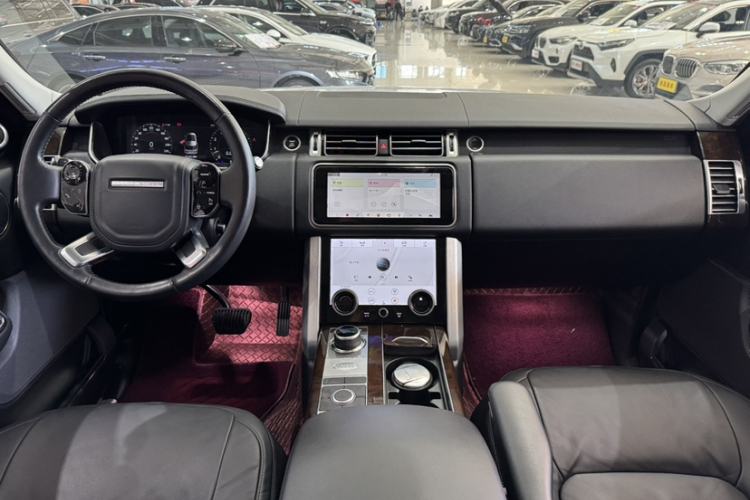 Used Land Rover Range 2021 3.0 L6 Grand Edition Interior 1