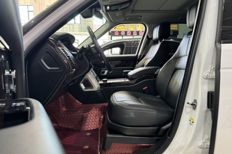 Used Land Rover Range 2021 3.0 L6 Grand Edition Interior 5