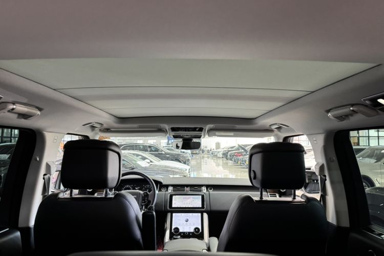 Used Land Rover Range 2021 3.0 L6 Grand Edition Interior 7