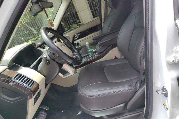 Used Land Rover Range 2021 3.0 L6 Centennial Edition Left Front Seat