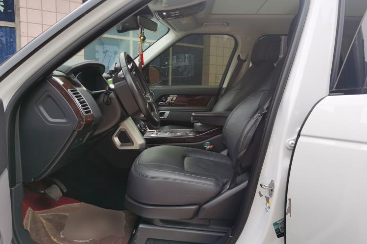 Used Land Rover Range 2021 3.0 L6 Grand Edition Left Front Seat
