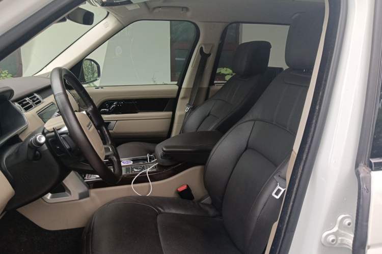 Used Land Rover Range 2021 3.0 L6 Century Extended Classic Edition Left Front Seat