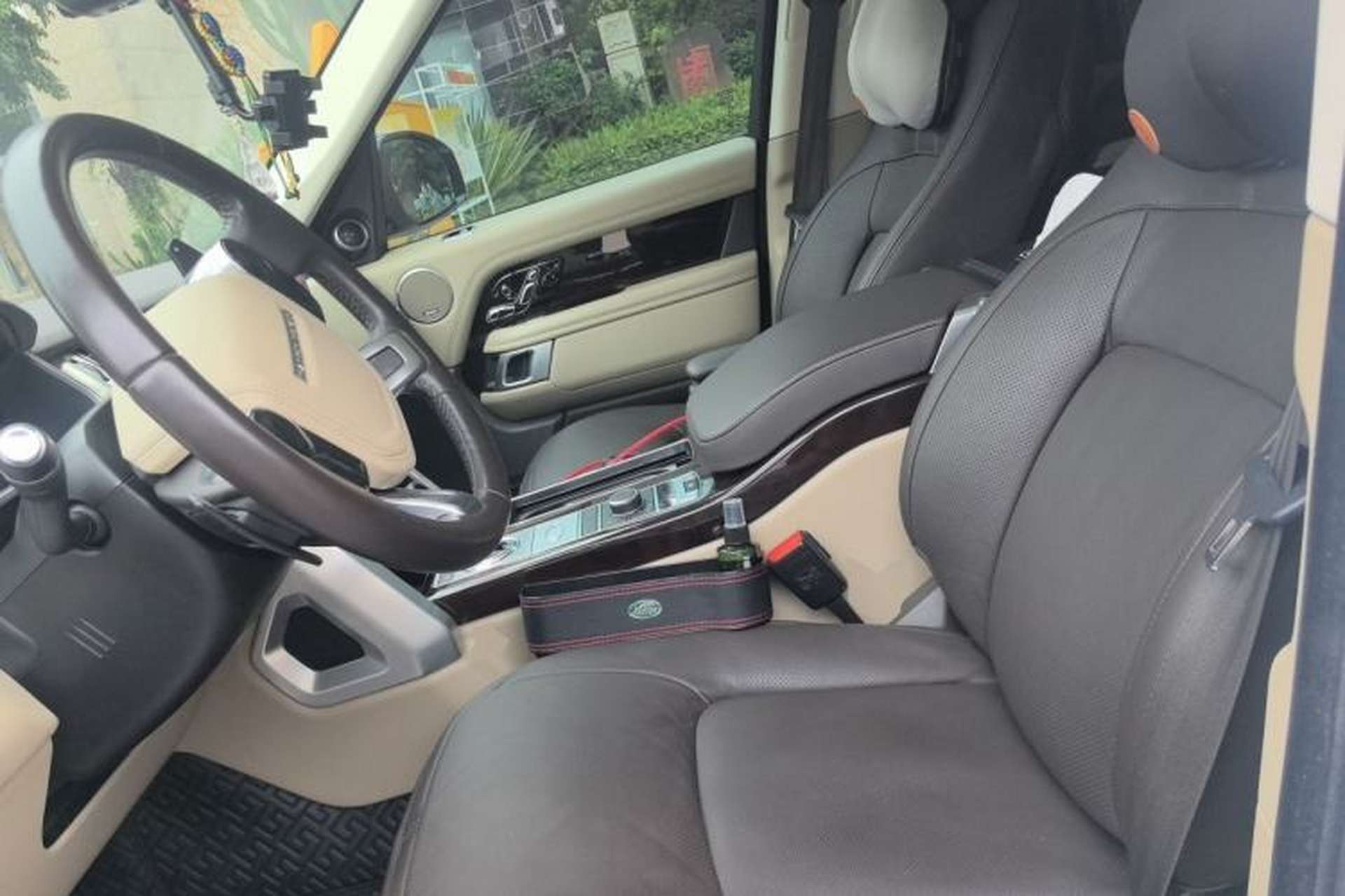 Used Land Rover Range 2021 3.0 L6 Century Extended Classic Edition Left Front Seat