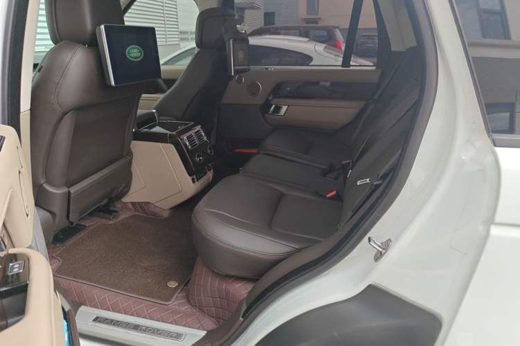 Used Land Rover Range 2021 3.0 L6 Century Extended Classic Edition Left Rear Seat