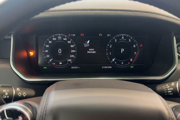 Used Land Rover Range 2021 3.0 L6 Century Extended Classic Edition Odometer Close Up