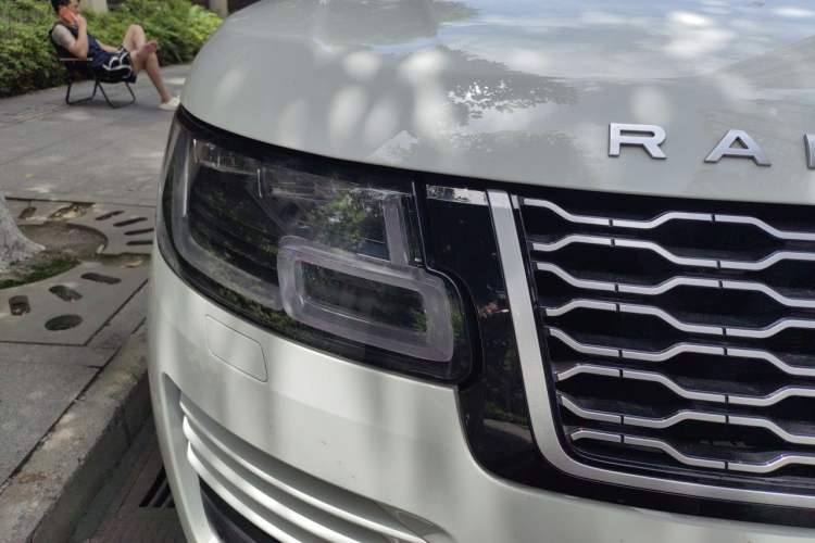Used Land Rover Range 2021 3.0 L6 Centennial Edition Right Front Headlight