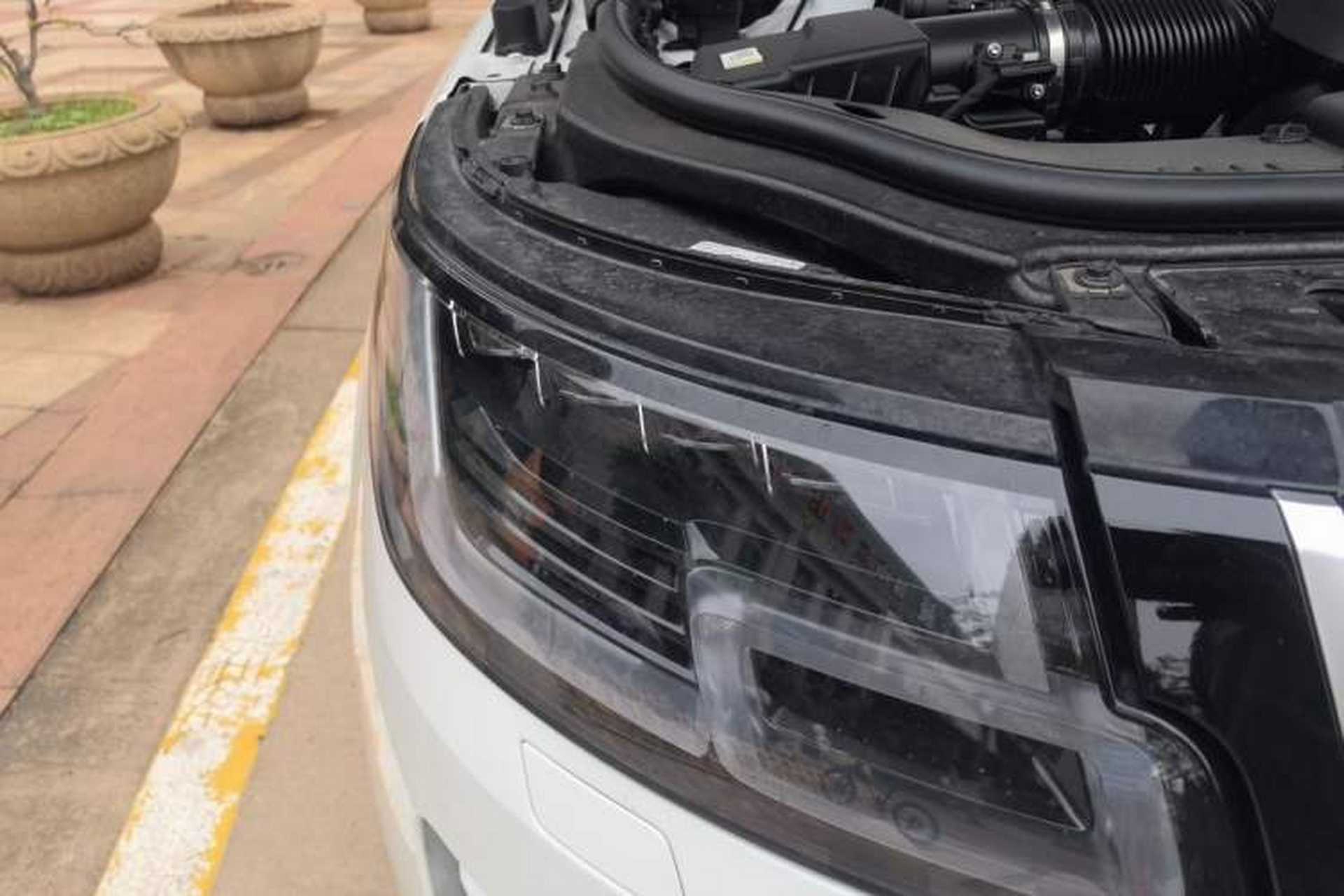 Used Land Rover Range 2021 3.0 L6 Century Extended Classic Edition Right Front Headlight