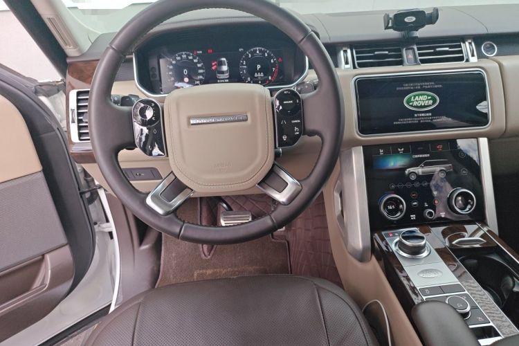Used Land Rover Range 2021 3.0 L6 Century Extended Classic Edition Steering Wheel