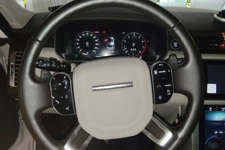 Used Land Rover Range 2021 3.0 L6 Century Extended Classic Edition Steering Wheel