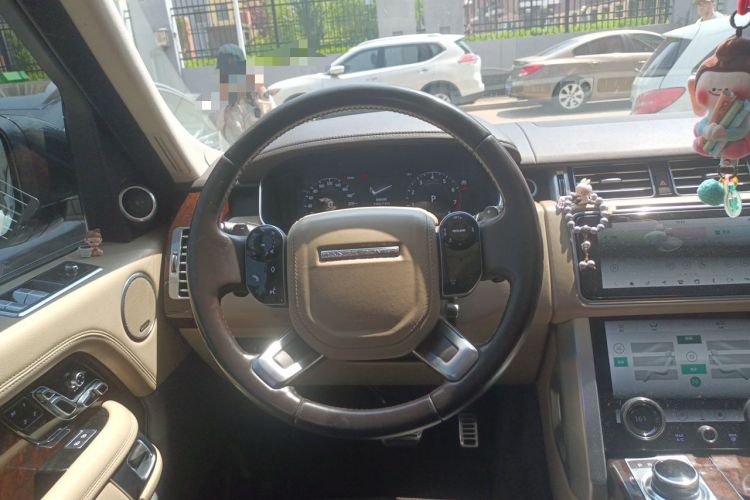 Used Land Rover Range 2021 3.0 L6 Century Extended Classic Edition Steering Wheel