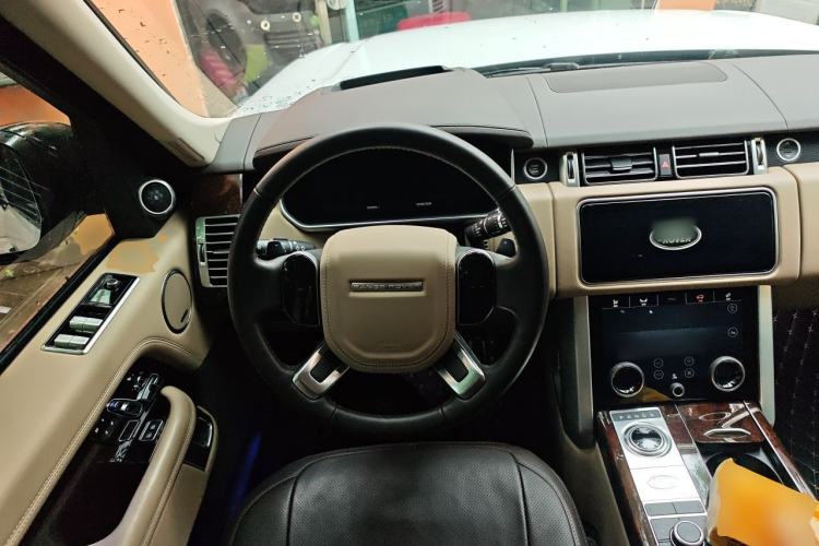 Used Land Rover Range 2021 3.0 L6 Century Extended Classic Edition Steering Wheel