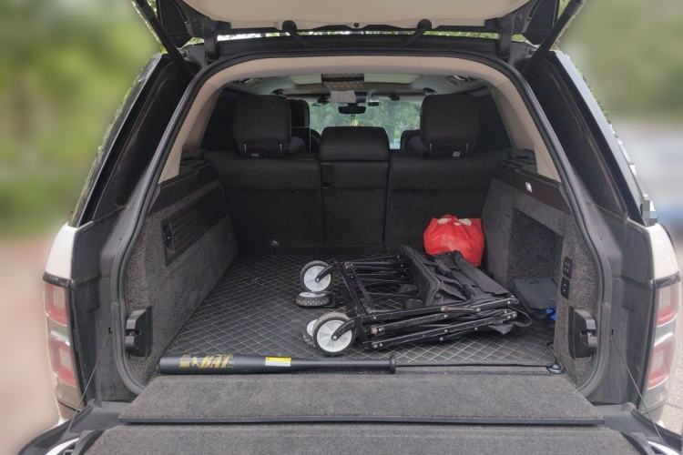 Used Land Rover Range 2021 3.0 L6 Century Extended Classic Edition Trunk