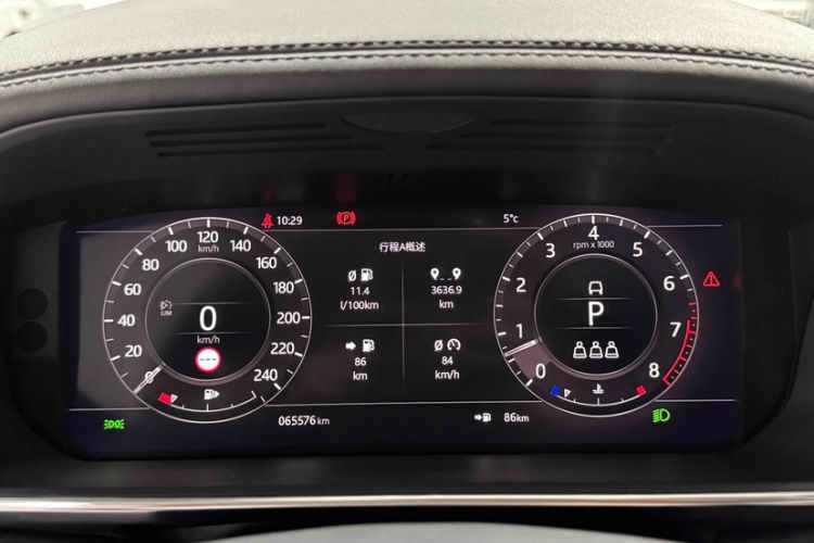 Used Land Rover Range 2021 3.0 L6 50th Anniversary Windstorm Commemorative Edition Odometer Close Up