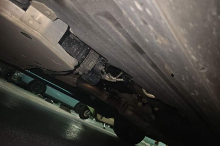 Used Land Rover Range 2022 3.0 L6 400 PS Classic Extended Version Chassis Front Left