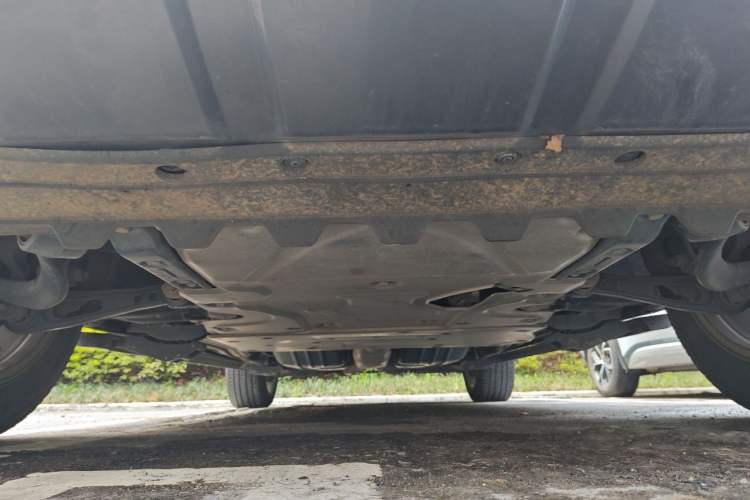 Used Land Rover Range 2022 3.0 L6 360 PS Legacy Edition Chassis Front
