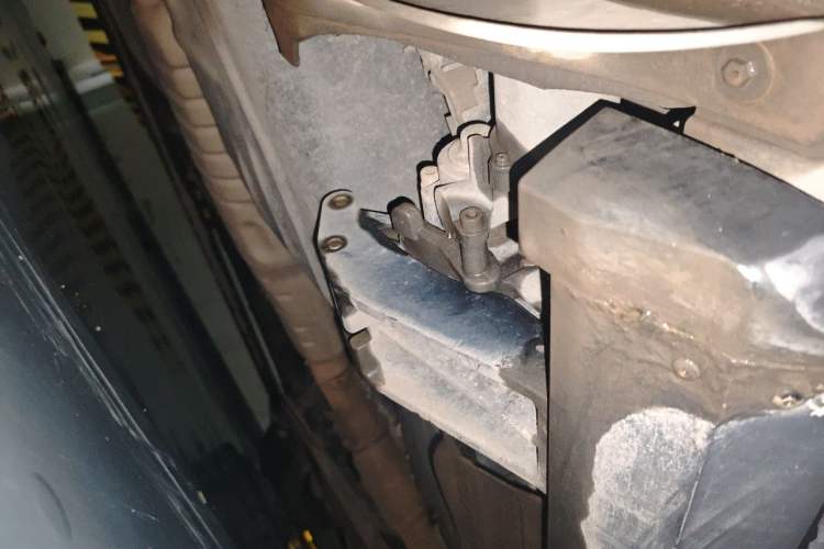 Used Land Rover Range 2022 3.0 L6 360 PS Grand Edition Chassis Rear Right