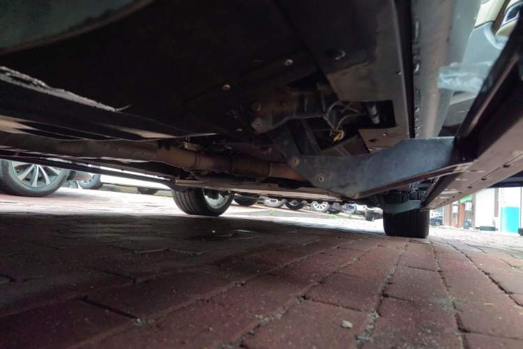 Used Land Rover Range 2022 3.0 L6 400 PS Classic Extended Version Chassis Rear Right