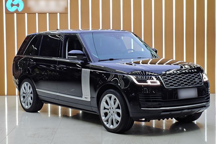 Used Land Rover Range 2022 3.0 L6 400 PS Classic Extended Version Exterior 1