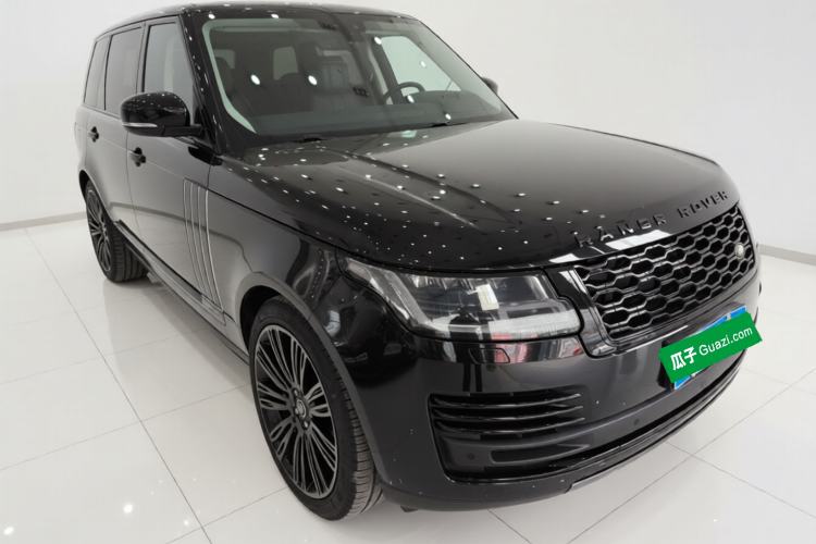 Used Land Rover Range 2022 3.0 L6 400 PS Classic Extended Version Exterior 1