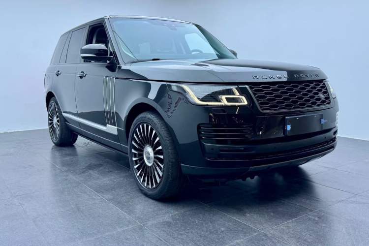 Used Land Rover Range 2022 3.0 L6 360 PS Grand Edition Exterior 2