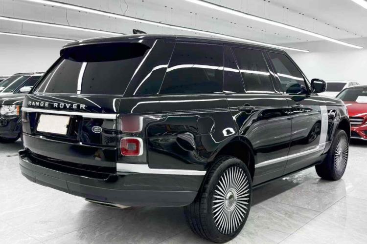 Used Land Rover Range 2022 3.0 L6 360 PS Legacy Edition Exterior 4