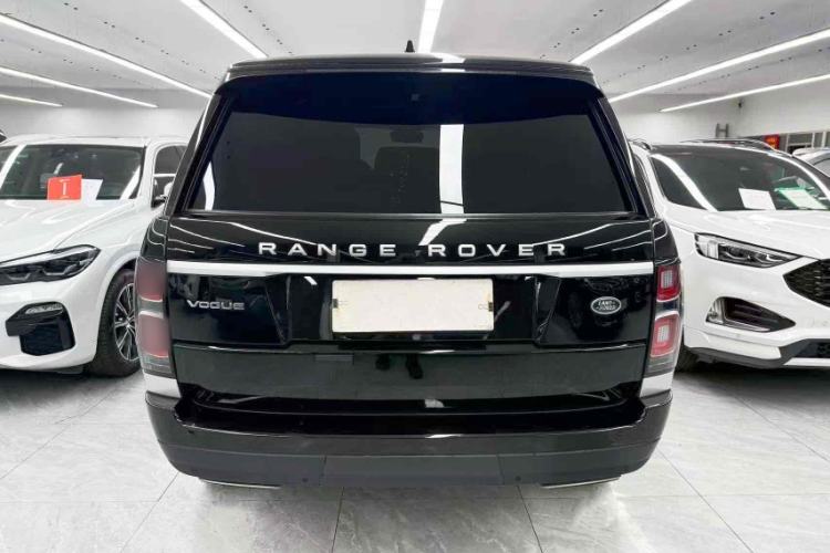 Used Land Rover Range 2022 3.0 L6 360 PS Legacy Edition Exterior 5