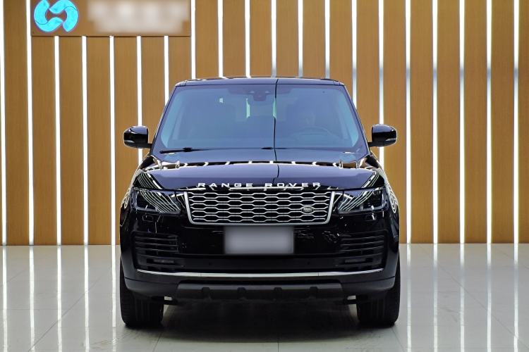 Used Land Rover Range 2022 3.0 L6 400 PS Classic Extended Version Exterior 6