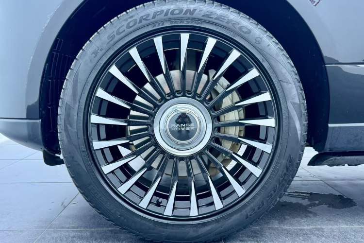 Used Land Rover Range 2022 3.0 L6 360 PS Grand Edition Exterior 8