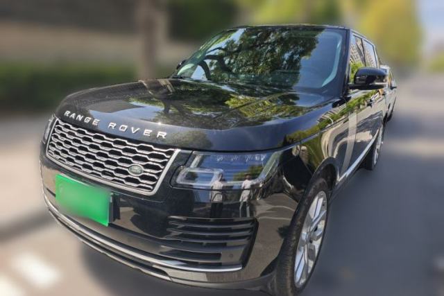 Used Land Rover Range 2022 3.0 L6 400 PS Classic Extended Version