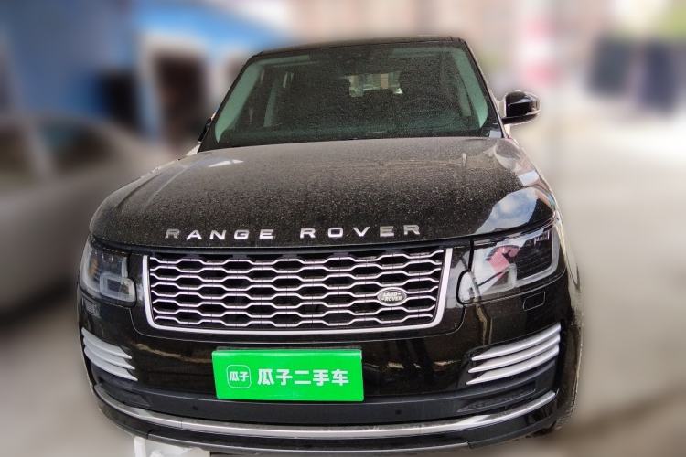 Used Land Rover Range 2022 3.0 L6 400 PS Classic Extended Version Front