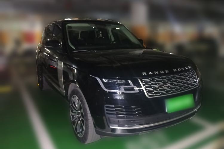 Used Land Rover Range 2022 3.0 L6 360 PS Grand Edition Front Right 45 Deg
