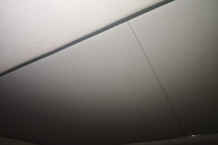 Used Land Rover Range 2022 3.0 L6 400 PS Classic Extended Version Headliner