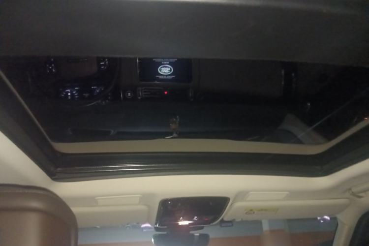 Used Land Rover Range 2022 3.0 L6 360 PS Grand Edition Headliner