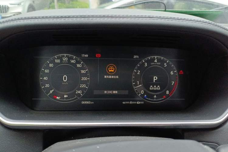Used Land Rover Range 2022 3.0 L6 360 PS Grand Edition Instrument Cluster