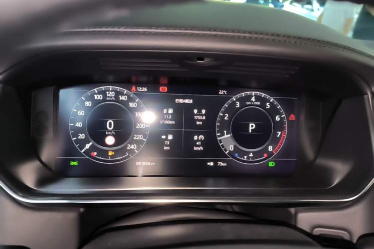Used Land Rover Range 2022 3.0 L6 400 PS Classic Extended Version Instrument Cluster