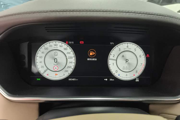 Used Land Rover Range 2022 3.0 L6 400 PS Classic Extended Version Instrument Cluster