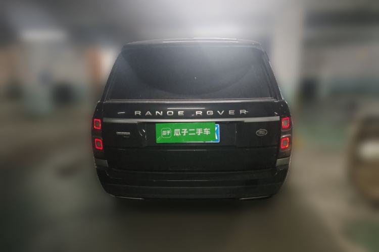 Used Land Rover Range 2022 3.0 L6 400 PS Classic Extended Version Rear