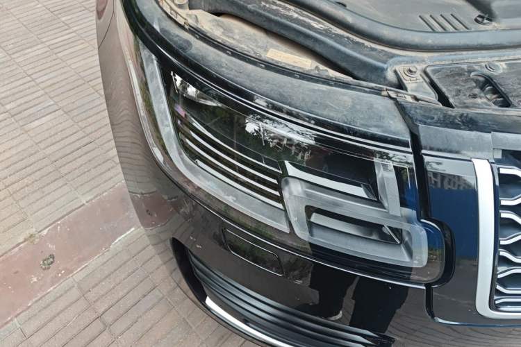 Used Land Rover Range 2022 3.0 L6 360 PS Legacy Edition Right Front Headlight