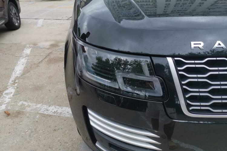 Used Land Rover Range 2022 3.0 L6 400 PS Prestige Extended Version Right Front Headlight