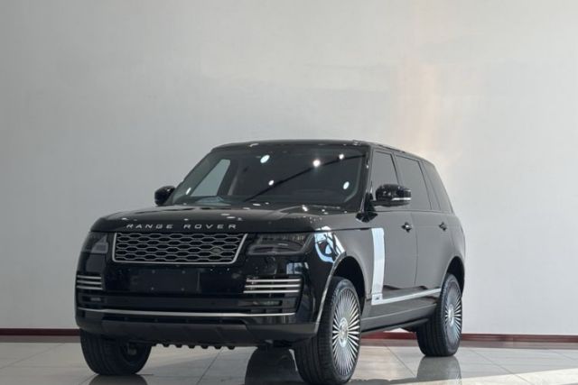 Used Land Rover Range 2022 3.0 L6 400 PS Classic Extended Version