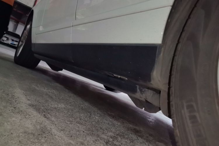 Used Land Rover Range 2022 3.0 L6 360 PS Legacy Edition Chassis Rear Left