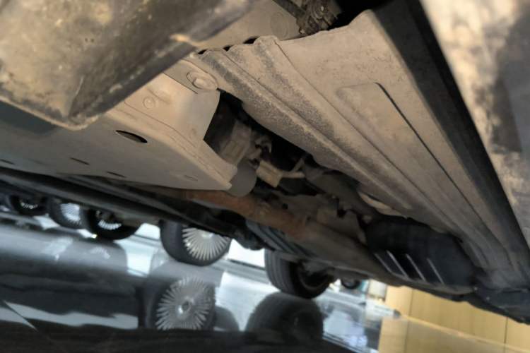 Used Land Rover Range 2022 3.0 L6 400 PS Prestige Extended Version Chassis Rear