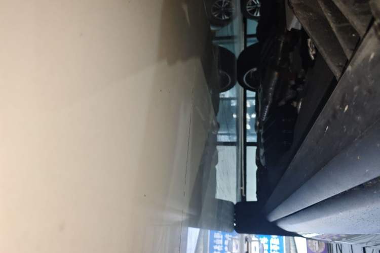 Used Land Rover Range 2022 3.0 L6 400 PS Classic Extended Version Chassis Rear Right